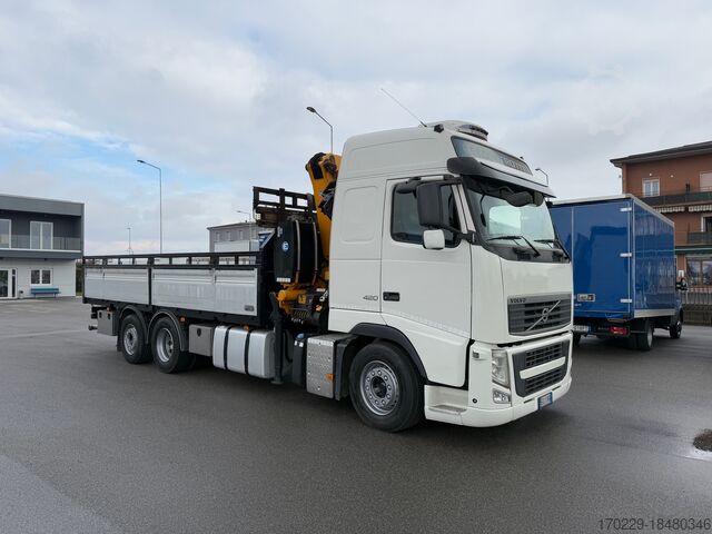 Vrachtwagen met kraan VOLVO FH 12.420