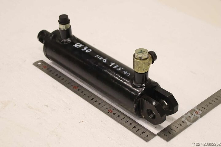 Hydraulisk cylinder unbekannt Hub 175 mm