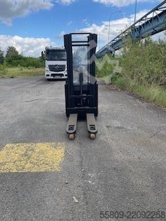 Manuel stabler Toyota SPE160L// 1150 mm Gabeln