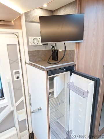 Half-integraal camper BÜRSTNER Lyseo TD 727 G * Sie sparen 27.403,- € *