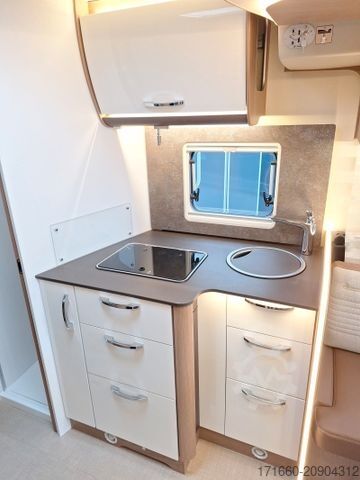 Half-integraal camper BÜRSTNER Lyseo TD 727 G * Sie sparen 27.403,- € *