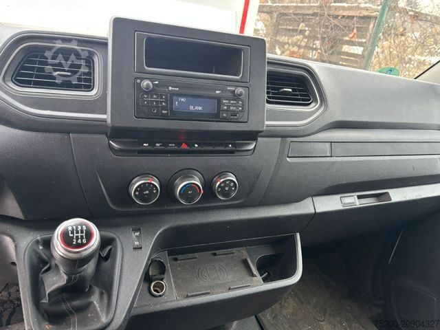 Vrachtwagen met bakwagen RENAULT Master Koffer/LBW/KLIMA/TEMPO