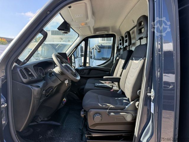 Dubă cu caroserie tip cutie IVECO 72 C 18 L Koffer 6 m LBW 1 T*Standhzg.*NL 3 T