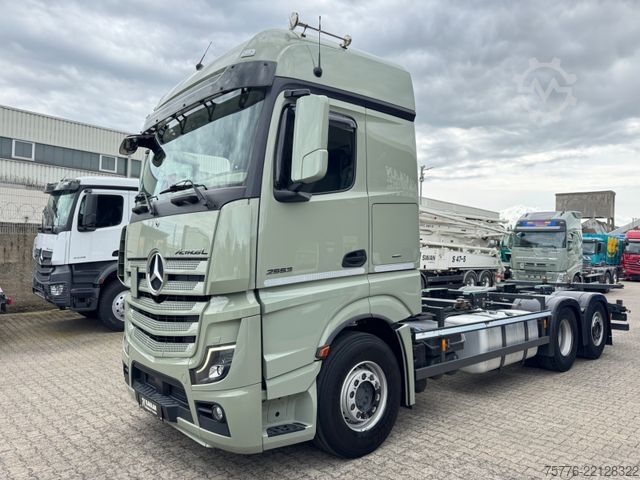 Camion con cassone intercambiabile MERCEDES-BENZ 2553 Actros 5 L Öl-Retarder 2548 45 58 Lenkachse