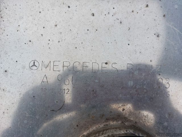 Standardni tegljač MERCEDES-BENZ Actros 18-45 Giga Space-MP 5- Retarder-2 Tanks