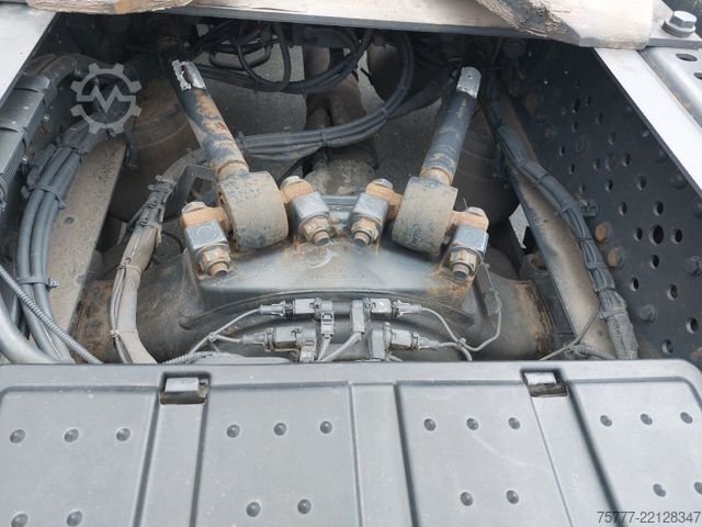 Standardni tegljač MERCEDES-BENZ Actros 18-45 Giga Space-MP 5- Retarder-2 Tanks