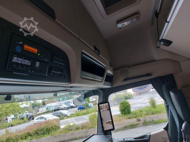 Standardni tegljač MERCEDES-BENZ Actros 18-45 Giga Space-MP 5- Retarder-2 Tanks