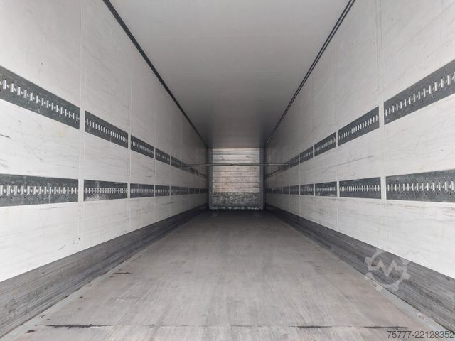 Gesloten oplegger SCHMITZ CARGOBULL SKO 24/L-Trockenfrachtkoffer- Liftachse-Miete/re