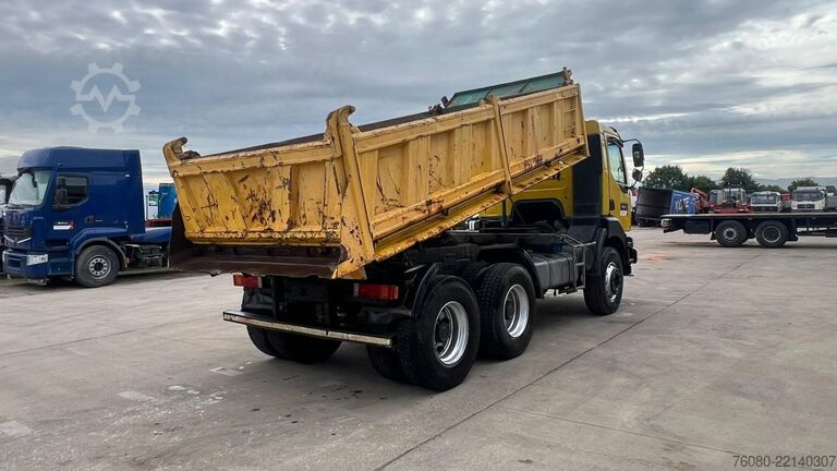 3-smerni kiper Renault KERAX 340 (POMPE MANUELLE / BOITE MANUELLE / MA...