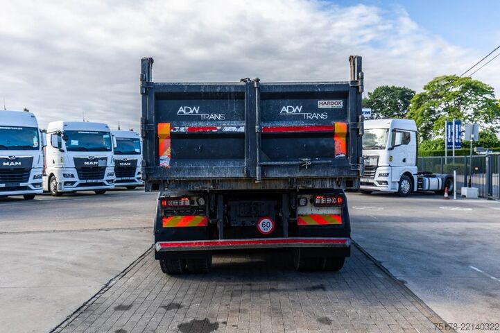 Kamion za otkači VOLVO FMX 460 - TIPPER / TRACTOR