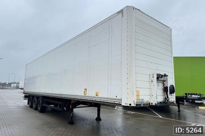 Koffer Schmitz Cargobull SCB/S3B / Double stock / Disk brakes