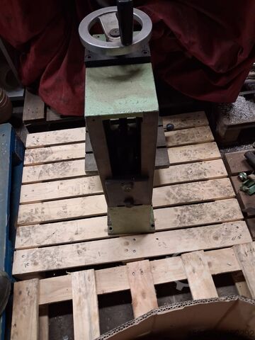 Hand Kniehebelpresse Gechter 8-16 KN