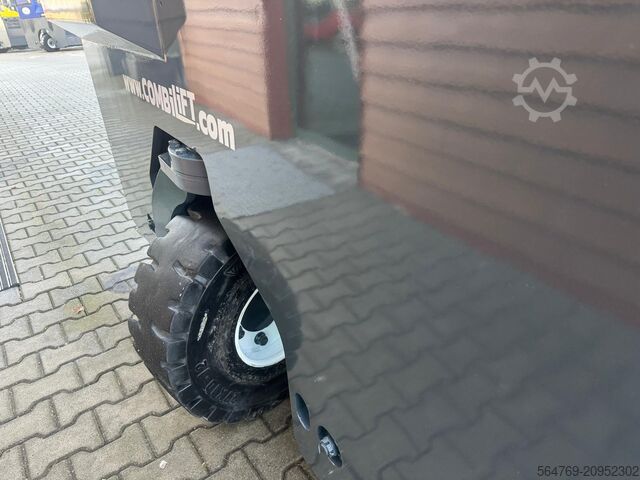 Fyrvägstruck Combilift C4800 /Diesel/Low Triplex