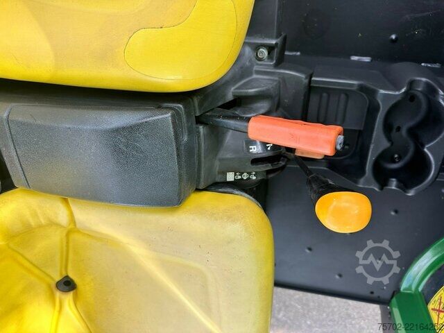 Varevogn John-Deere Gator HPX Diesel Straßenzulassung
