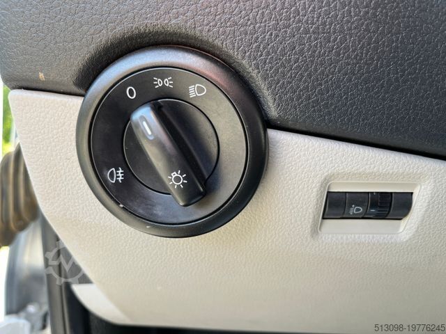 Furgon cu prelată laterală VOLKSWAGEN T6 PRITSCHE+PLANE DoKa AUTOMATIK KAMERA STANDHZG