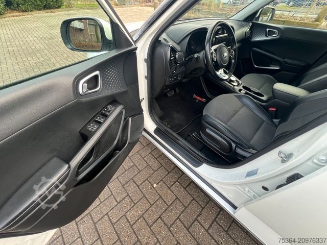 Van KIA Soul e-Soul DynamicLine 64 kWh LED Navi Kamera