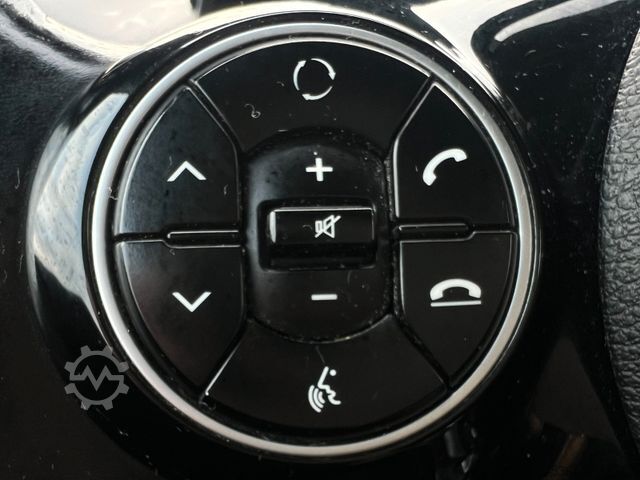 Van KIA Soul e-Soul DynamicLine 64 kWh LED Navi Kamera