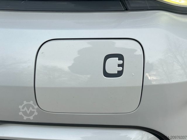 Van KIA Soul e-Soul DynamicLine 64 kWh LED Navi Kamera