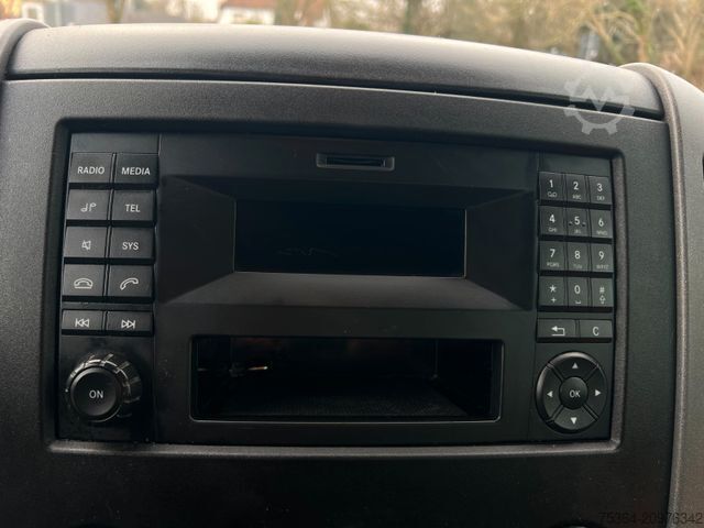 Minibus MERCEDES-BENZ Sprinter 314 BlueTEC 9Sitze+Rollstuhllift Klima