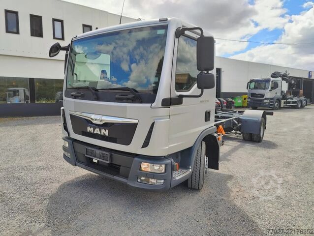 Chassi med hytt MAN TGL 12.250 Chassis cabine Euro6