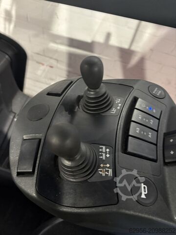 Empilhadeira diesel Linde H50D-01