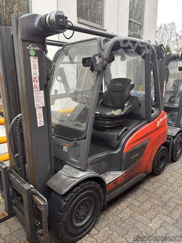 Empilhador de GPL Linde H30T-01