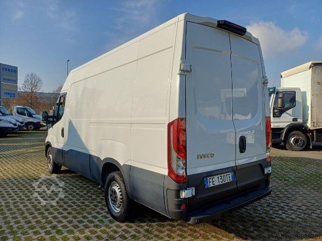 Panelová dodávka IVECO DAILY 35S16 - 3520