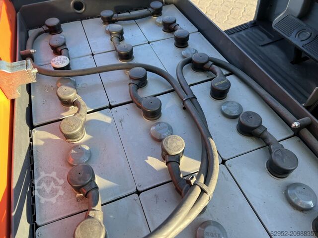 Carretilla eléctrica de 3 ruedas Toyota 7 FBEST 15