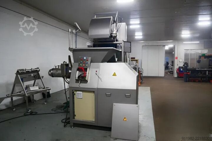 Vleesverwerkingsmachine AM2C ligne de séparation SD2050
