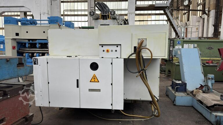 Centro de maquinação vertical MIKRON VC1000