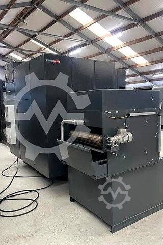 Centro de Usinagem - Vertical DECKEL MAHO DMU 40 Evo