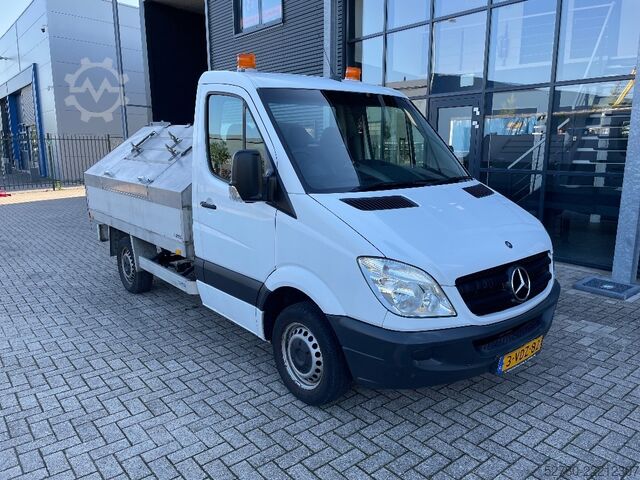 Køretøj til indsamling af affald Mercedes-Benz Vuilnisauto 213CDI