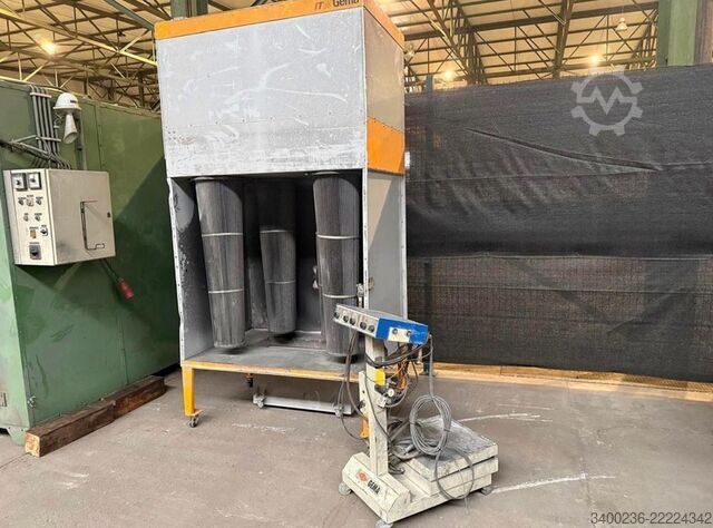 Instalación de recubrimiento en polvo Gema con horno de secado y sistema de extracción. Gema 