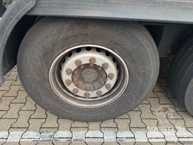 Semiremorcă carosată Kögel Trockenfrachtkoffer Standard