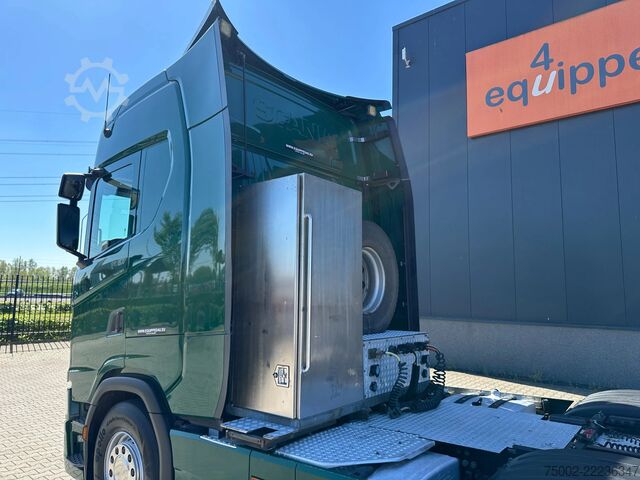Estándar-SZM Scania S500 S500 6x4 RETARDER / ontheffing 78 ton / NL...