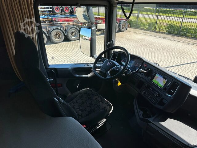 Estándar-SZM Scania S500 S500 6x4 RETARDER / ontheffing 78 ton / NL...
