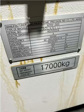 CNC dreje- og fræsecenter Nakamura-Tome NTRX-300