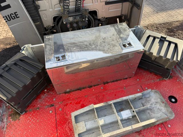 Lavt bygger sættevogn KÄSSBOHRER SLL 2/2H 2-Achs Tiefbett Hydraulische Lenkung