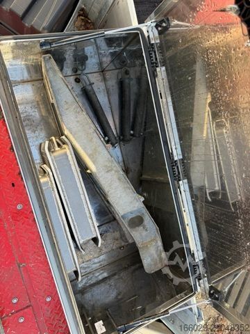 Semirimorchio ribassato KÄSSBOHRER SLL 2/2H 2-Achs Tiefbett Hydraulische Lenkung