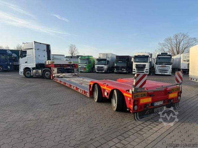 Semirimorchio ribassato KÄSSBOHRER SLL 2/2H 2-Achs Tiefbett Hydraulische Lenkung