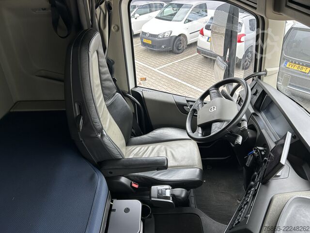 Maleta Volvo FH 460 Globetrotter XL / Dual Clutch / Tacho V2...