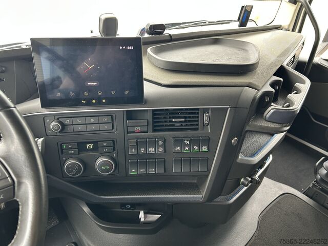 Maleta Volvo FH 460 Globetrotter XL / Dual Clutch / Tacho V2...