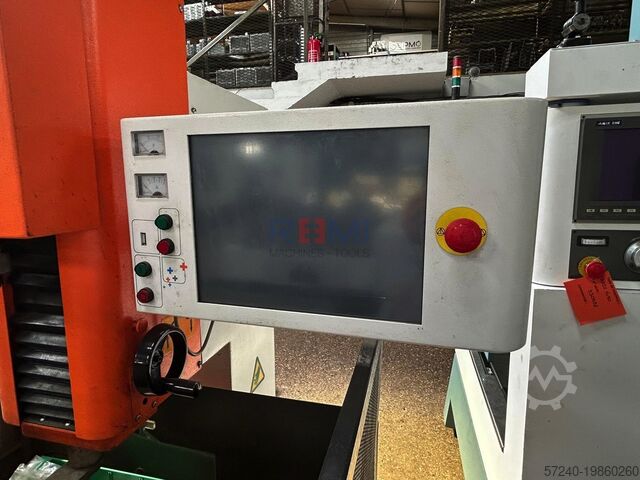 AGIECHARMILLES DRILL 20 – 2016 Máquina de Furação EDM AGIECHARMILLES +GF+ DRILL 20