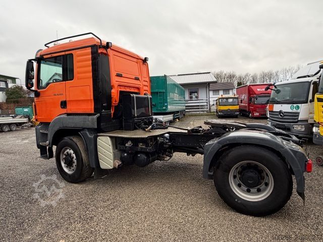 KNUTH Werkzeugmaschinen GmbH KNUTH Werkzeugmaschinen GmbH KNUTH Werkzeugmaschinen GmbH