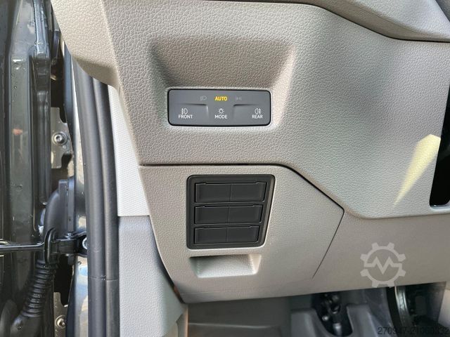 Pick-up furgon MAN TGE 3.200 Pritsche DOKA MR 4x4 LED ACC LENKRADHZ