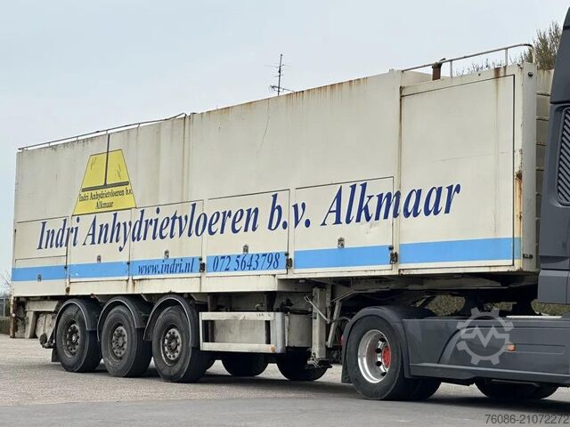 Concrete pump MCM NO BREMAT MC MACHINES ANHYDRIET TRAILER!!SELF L...