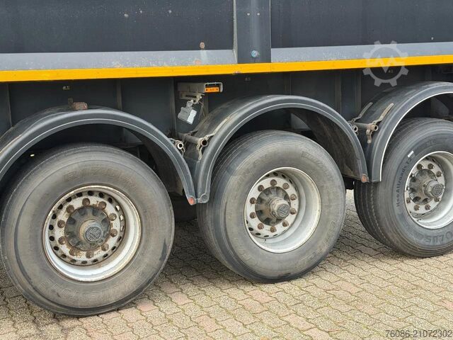 Avfallsbil AJK ASFALT Kipper OP17-27-22.5