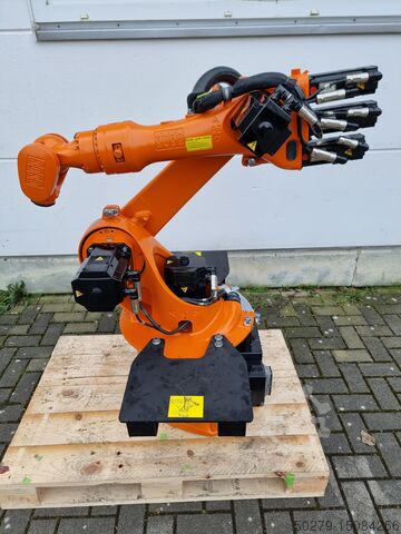 Industrial robot KUKA KR16