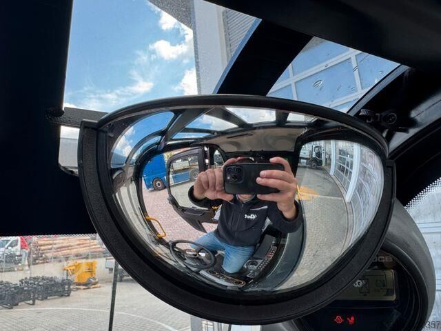 ładowarka teleskopowa JCB TLT 35-26D 4WD Teletruck / nur : 143h!! / SS