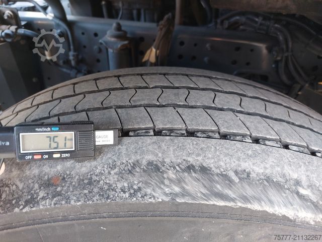 Standard tractor unit IVECO S-Way AT480 -INTARDER-2 Tanks-Parking Cool